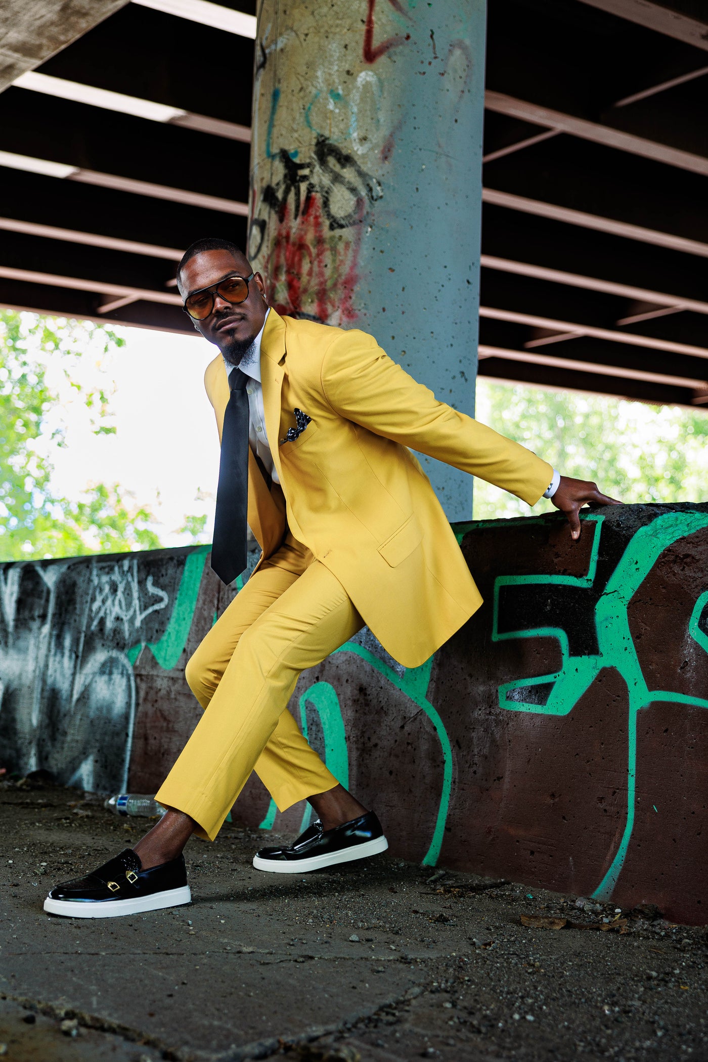 MUSTARD 2-PIECE SUIT