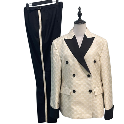 CREAM AND BLACK GG DOUBLE BREASTED SUIT