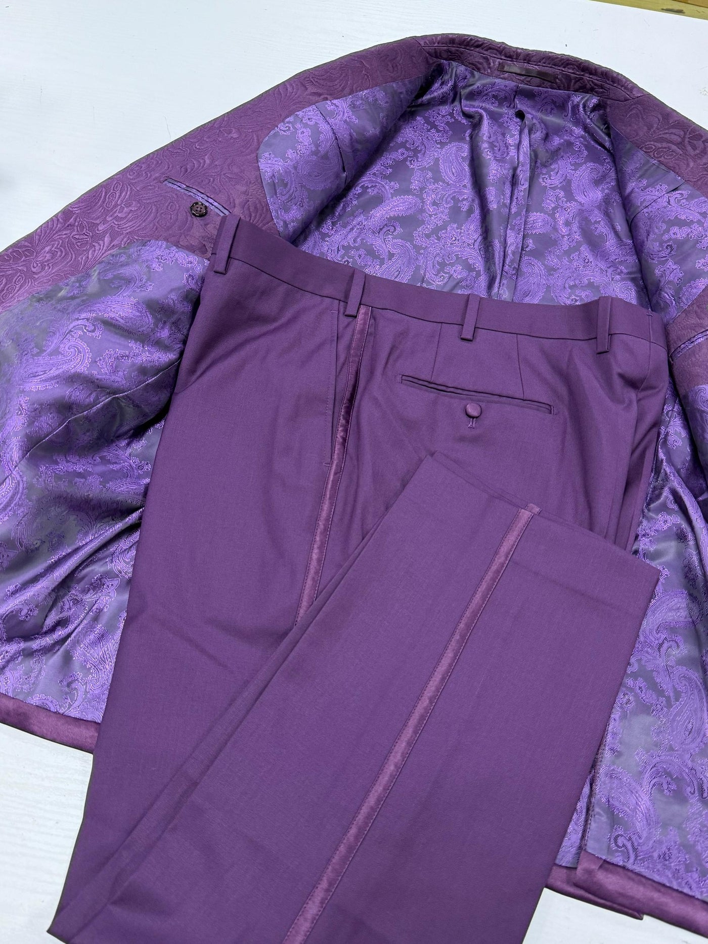 Purple Butterfly Jacquard suit w/ Buckle