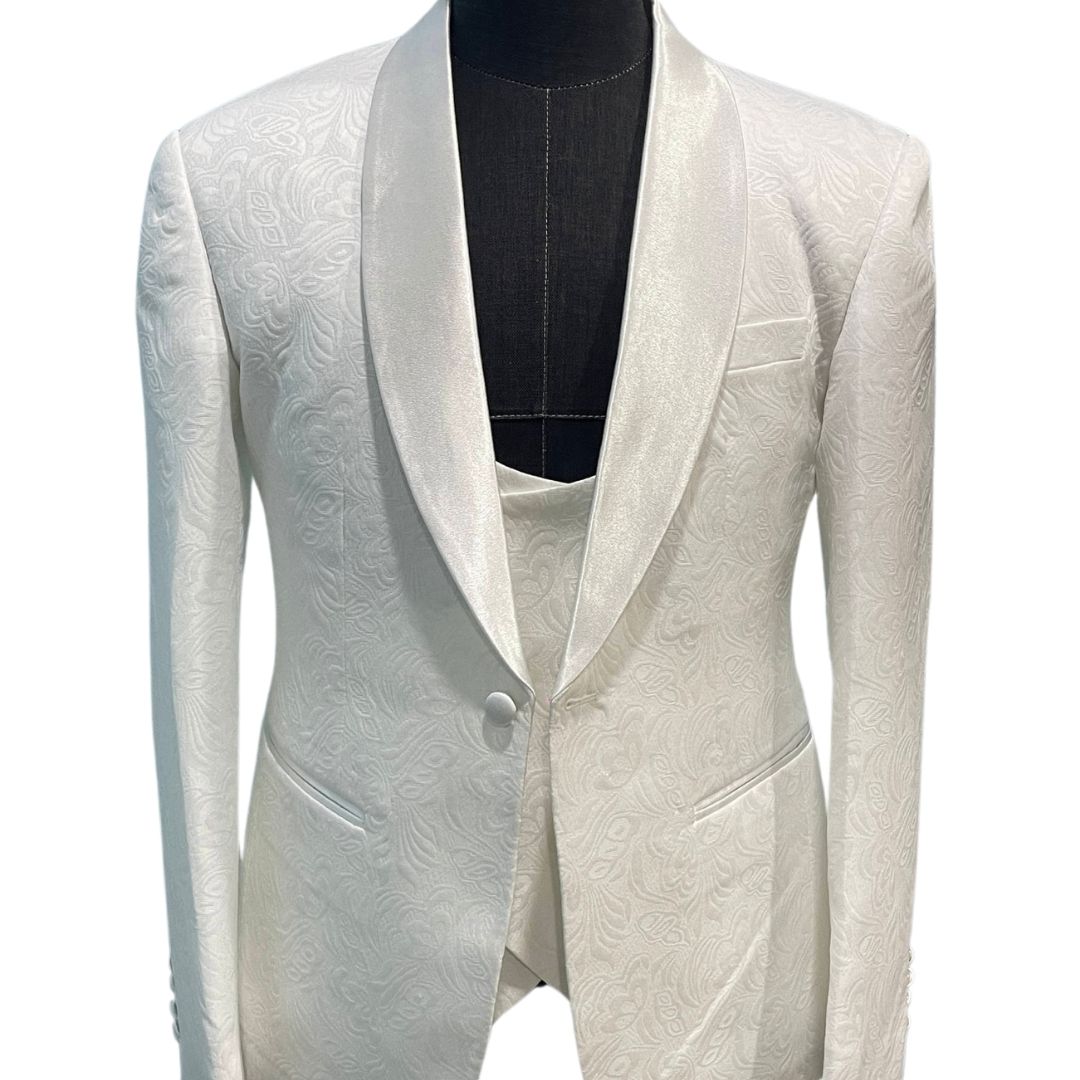 WHITE JACQUARD 3-PIECE SUIT