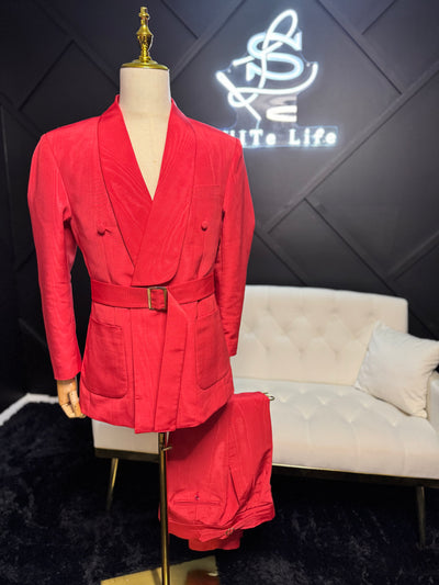 Red Wood Grain Suit with Rope